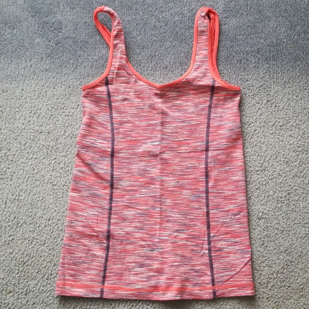 Lululemon stripped tank